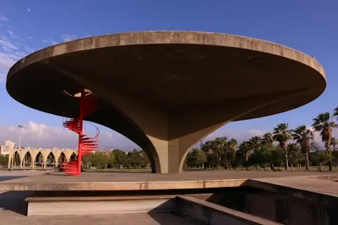 Niemeyer's Space Museum (Helipad)